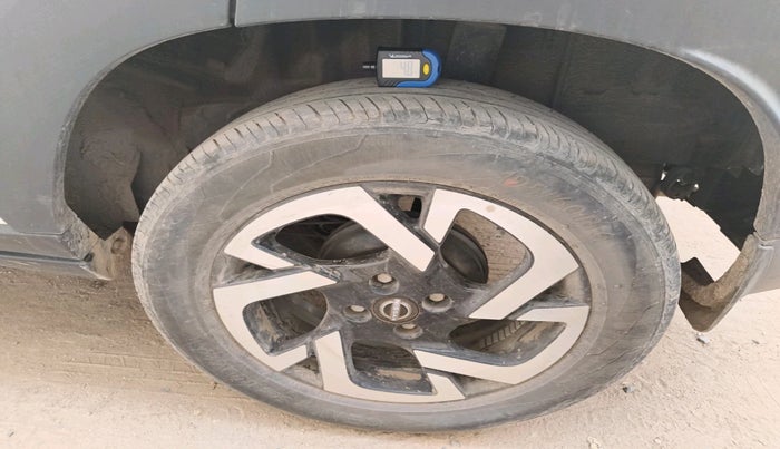 2022 Nissan MAGNITE XV MT, Petrol, Manual, 44,766 km, tyre