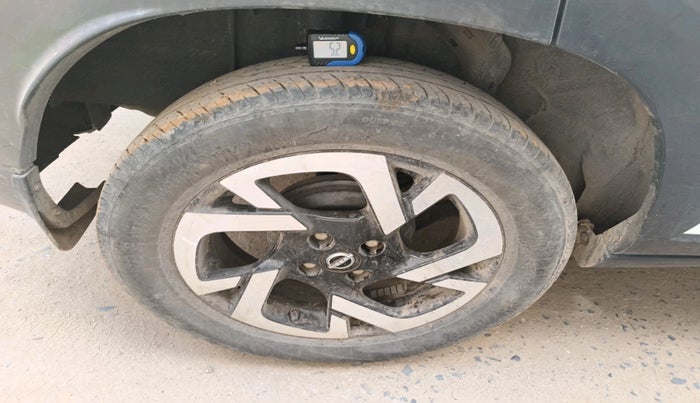 2022 Nissan MAGNITE XV MT, Petrol, Manual, 44,766 km, tyre