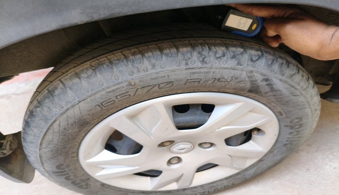 2022 Renault Kwid RXL 1.0 AMT, Petrol, Automatic, 12,227 km, tyre