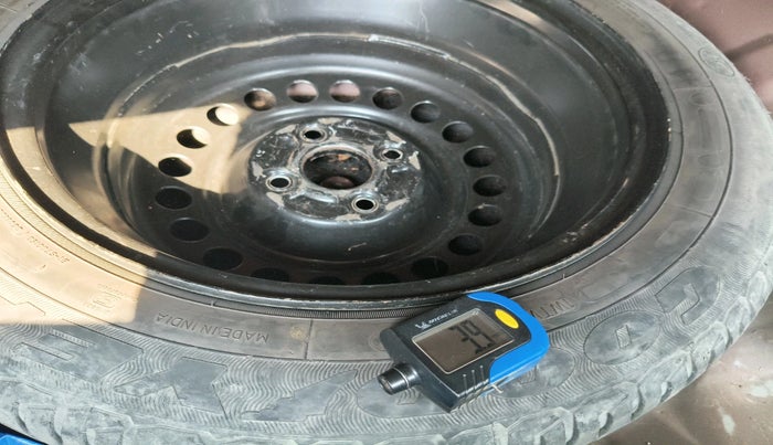 2013 Honda City 1.5L I-VTEC V MT, Petrol, Manual, 1,14,438 km, tyre