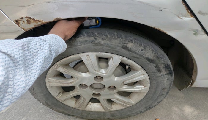 2018 Tata Tiago XZA PETROL, CNG, Automatic, 1,05,151 km, tyre