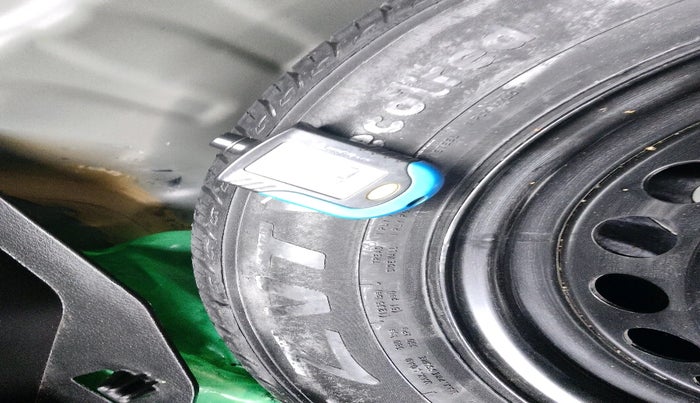 2020 Toyota Glanza G, Petrol, Manual, 78,797 km, tyre