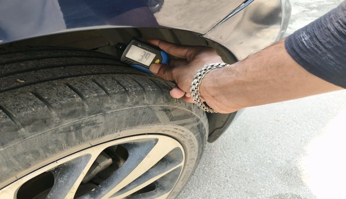 2020 Toyota Glanza G, Petrol, Manual, 78,797 km, tyre