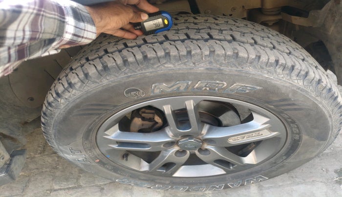 2021 Mahindra Thar LX  P 4WD AT CONVERTIBLE, Petrol, Automatic, 56,215 km, tyre