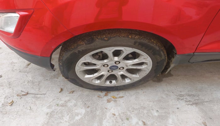 2017 Ford Ecosport TITANIUM + 1.5L DIESEL, Diesel, Manual, 2,22,415 km, tyre