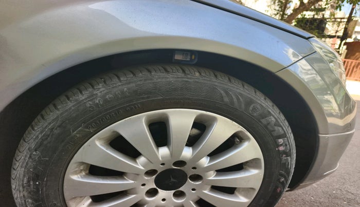 2011 Mercedes Benz C Class C 200 CGI ELEGANCE, Petrol, Automatic, 94,206 km, tyre