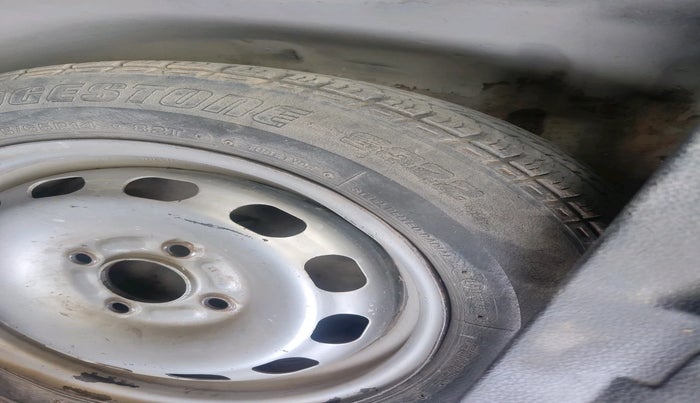 2011 Ford Figo EXI 1.4 DIESEL, Diesel, Manual, 1,11,275 km, tyre