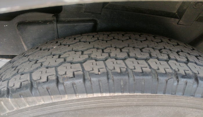 2010 Tata Safari 4X2 EX DICOR 2.2 VTT, Diesel, Manual, 88,785 km, tyre