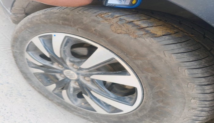 2018 Maruti S Cross ALPHA 1.3, Diesel, Manual, 96,601 km, tyre