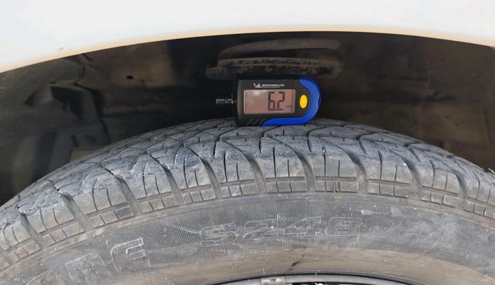 2015 Maruti Swift VDI, Diesel, Manual, 81,215 km, tyre