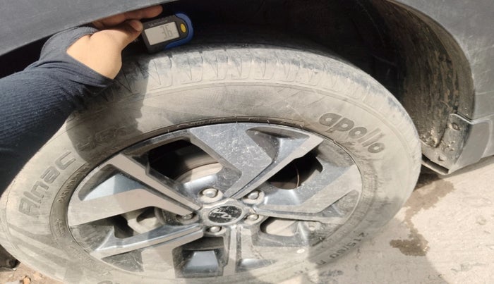 2023 KIA SONET HTX 1.0 DCT, Petrol, Automatic, 48,242 km, tyre