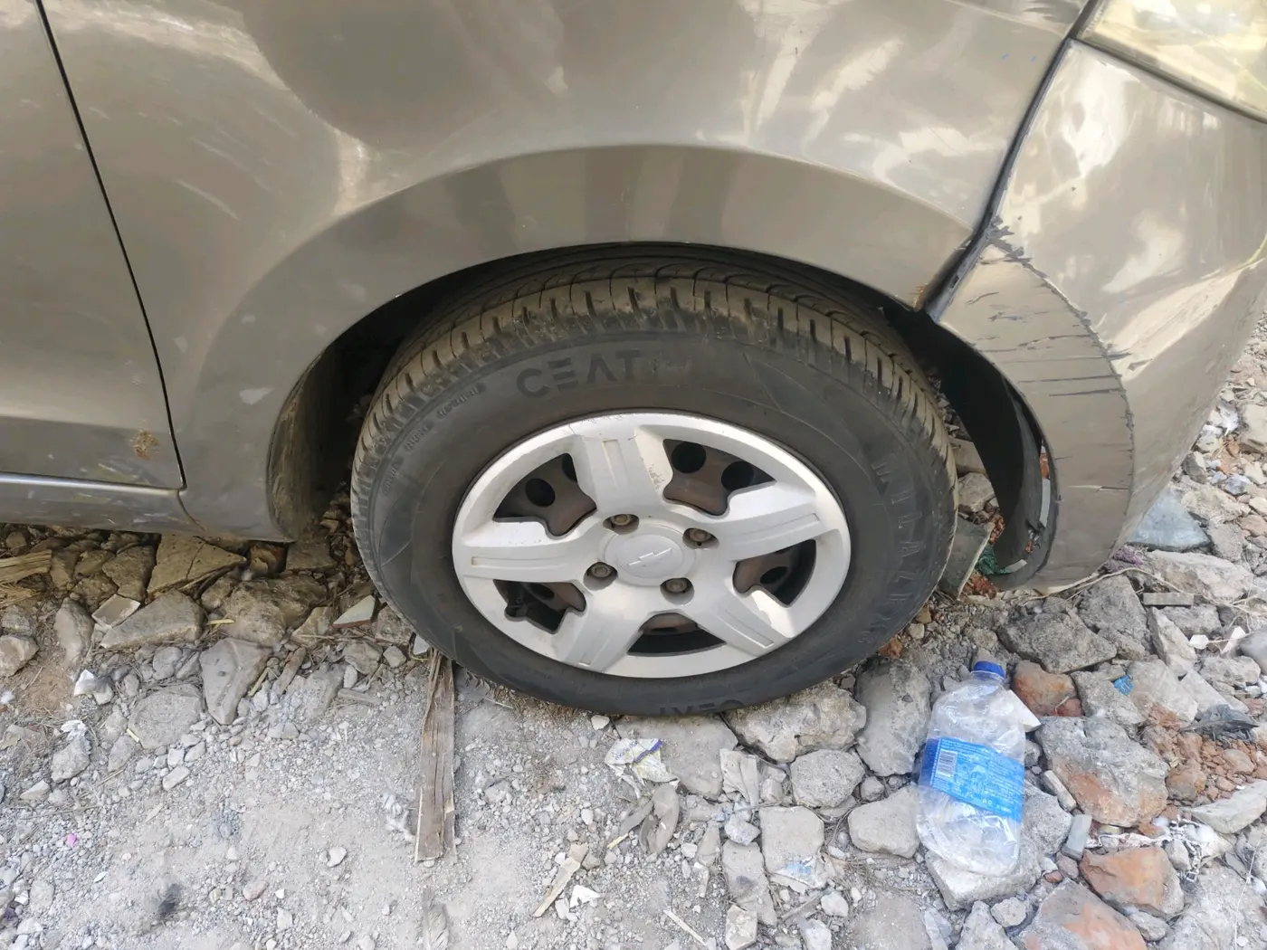 2015 Chevrolet Enjoy 1.3 LS 8 STR, Diesel, Manual, 2,26,330 km, tyre