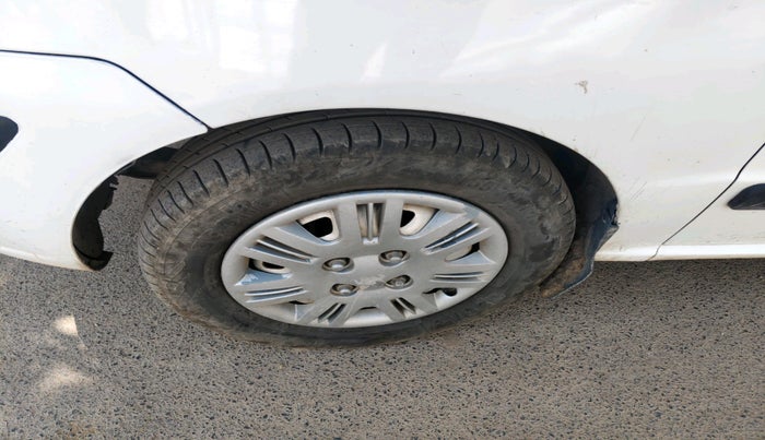 2014 Hyundai Santro Xing GL, CNG, Manual, 81,024 km, tyre