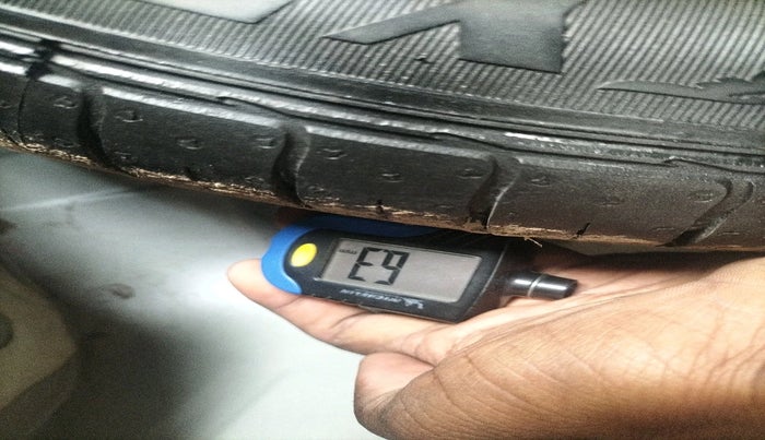 2021 KIA SONET HTK PLUS 1.2, Petrol, Manual, 1,11,165 km, tyre