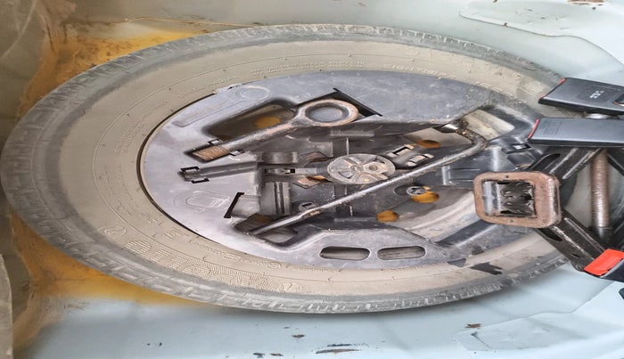 2011 Hyundai i10 MAGNA 1.1, Petrol, Manual, 69,086 km, tyre