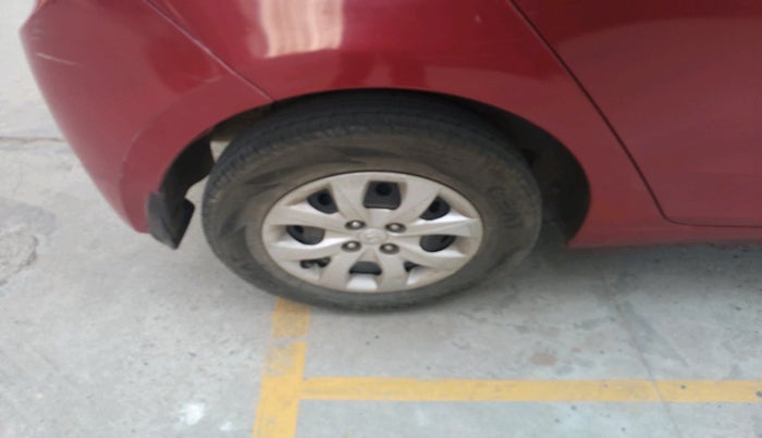 2016 Hyundai Elite i20 MAGNA 1.2, Petrol, Manual, 1,01,235 km, tyre