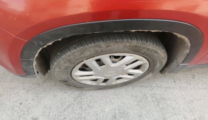 2017 Maruti Vitara Brezza VDI (O), Diesel, Manual, 75,003 km, tyre