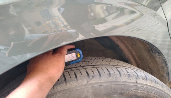 2023 Hyundai GRAND I10 NIOS ASTA 1.2 KAPPA VTVT, Petrol, Manual, 14,151 km, tyre