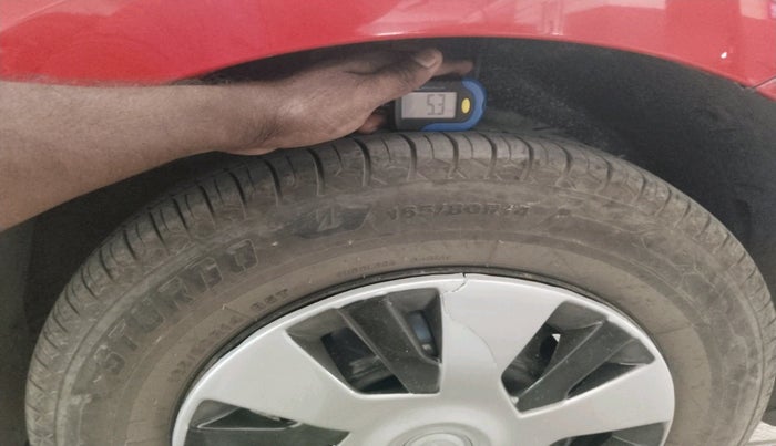 2020 Maruti Swift VXI, Petrol, Manual, 66,840 km, tyre