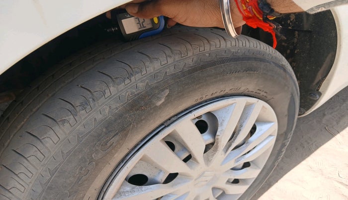 2022 Maruti Swift Dzire TOUR S-CNG (O), CNG, Manual, 56,403 km, tyre