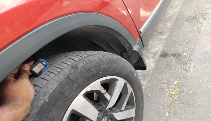 2020 Tata Harrier XZA PLUS 2.0L, Diesel, Automatic, 60,006 km, tyre