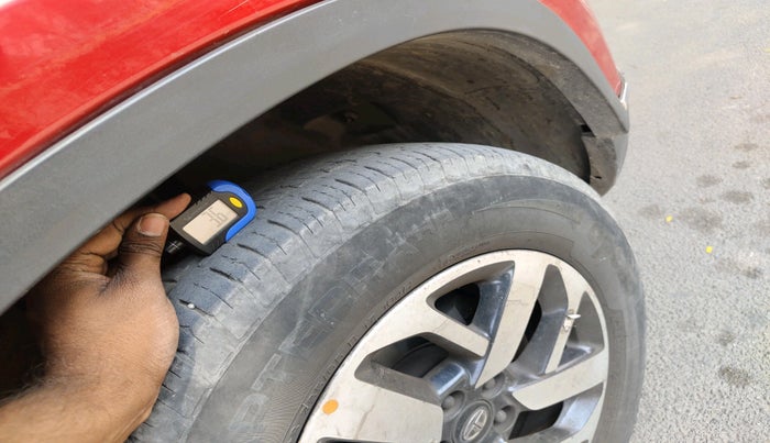 2020 Tata Harrier XZA PLUS 2.0L, Diesel, Automatic, 60,006 km, tyre