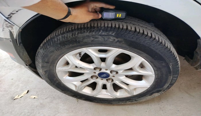 2017 Ford Ecosport TITANIUM 1.5L DIESEL, Diesel, Manual, 70,965 km, tyre