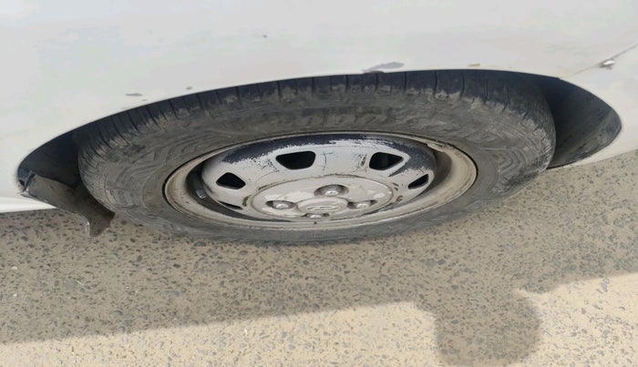 2011 Hyundai Santro Xing GL LPG, Petrol, Manual, 1,34,267 km, tyre