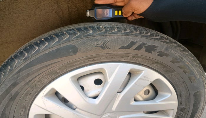 2020 Maruti New Wagon-R LXI CNG 1.0, CNG, Manual, 42,597 km, tyre