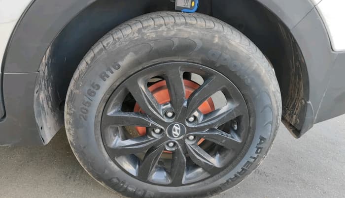2018 Hyundai Creta S 1.4 DIESEL, Diesel, Manual, 1,44,049 km, tyre