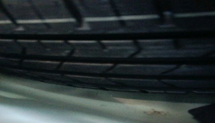 2023 Maruti Baleno ZETA PETROL 1.2, Petrol, Manual, 26,889 km, tyre