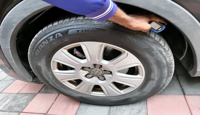 2014 Audi Q3 2.0 TDI QUATTRO, Diesel, Automatic, 83,388 km, tyre