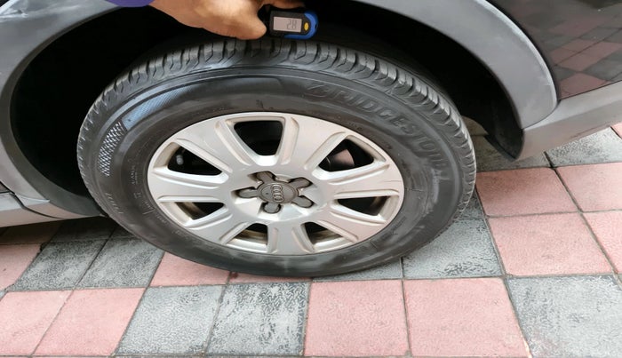 2014 Audi Q3 2.0 TDI QUATTRO, Diesel, Automatic, 83,388 km, tyre