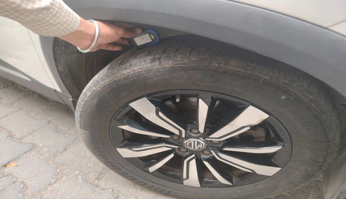 2019 MG HECTOR SHARP 2.0 DIESEL, Diesel, Manual, 77,147 km, tyre