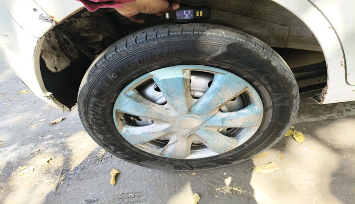 2011 Maruti Wagon R 1.0 LXI, Petrol, Manual, 1,02,160 km, tyre