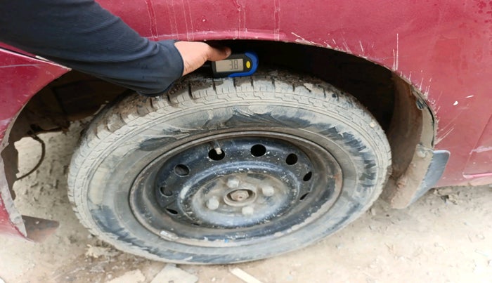 2016 Maruti Wagon R 1.0 LXI CNG, CNG, Manual, 1,00,919 km, tyre