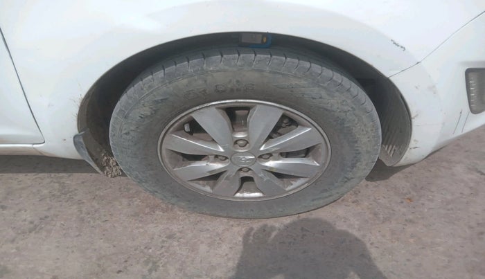 2014 Hyundai i20 SPORTZ 1.4 CRDI, Diesel, Manual, 1,77,623 km, tyre