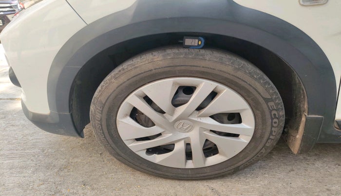 2017 Honda WR-V 1.2L I-VTEC S MT, Petrol, Manual, 36,915 km, tyre