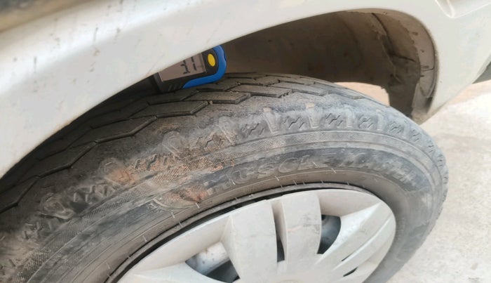 2012 Maruti OMNI E STD, Petrol, Manual, 1,03,130 km, tyre