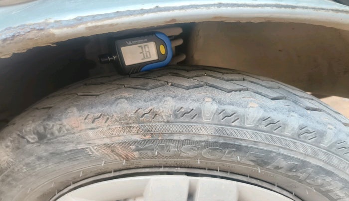 2012 Maruti OMNI E STD, Petrol, Manual, 1,03,130 km, tyre