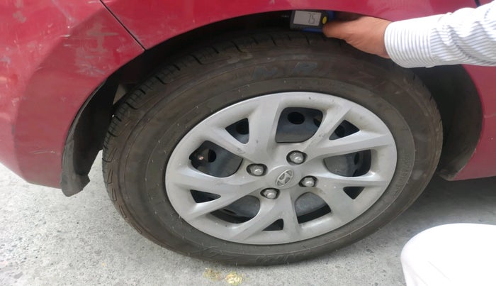 2017 Hyundai Grand i10 SPORTZ 1.2 KAPPA VTVT, CNG, Manual, 55,113 km, tyre