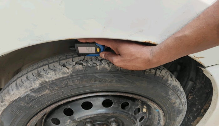 2012 Maruti Wagon R 1.0 LXI, Petrol, Manual, 28,690 km, tyre