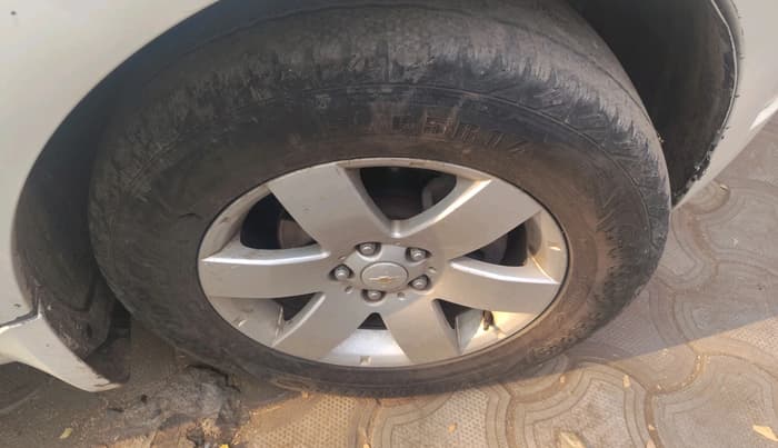 2012 Chevrolet Captiva LTZ AWD AT, Diesel, Automatic, 1,15,557 km, tyre