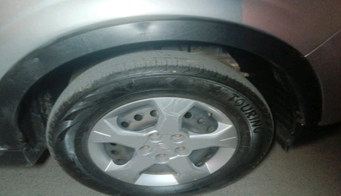 2019 Mahindra XUV300 W6 1.2 PETROL, Petrol, Manual, 56,241 km, tyre