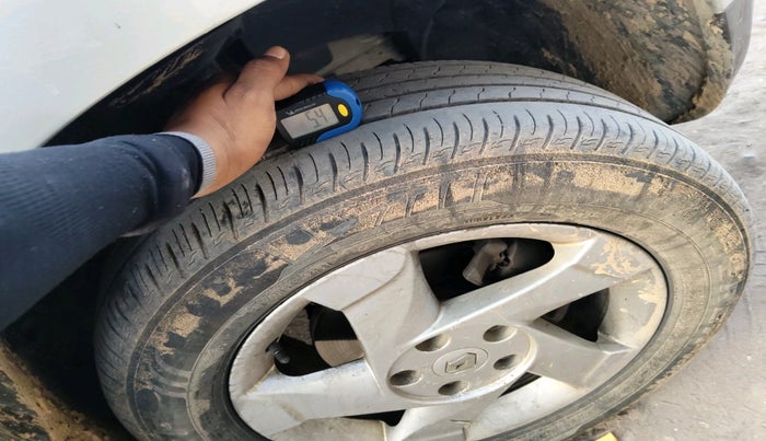 2012 Renault Duster 110 PS RXZ DIESEL, Diesel, Manual, 1,07,891 km, tyre