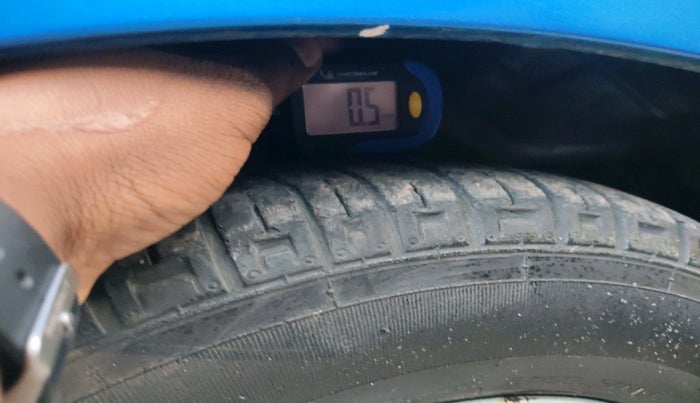 2009 Maruti Alto LXI, Petrol, Manual, 32,647 km, tyre