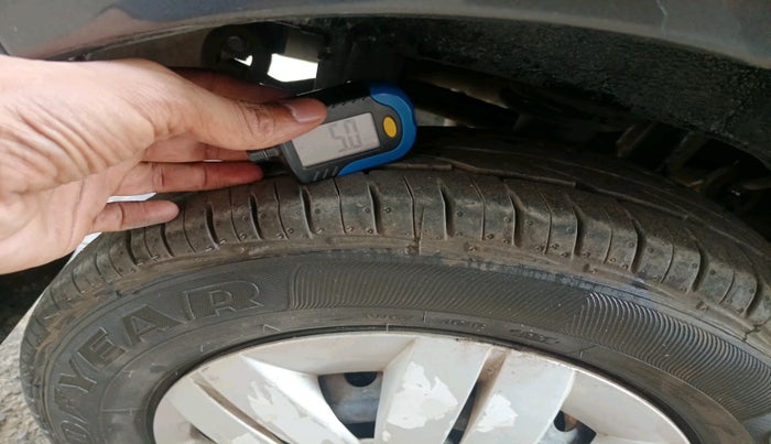 2014 Maruti Alto 800 LXI, Petrol, Manual, 41,531 km, tyre