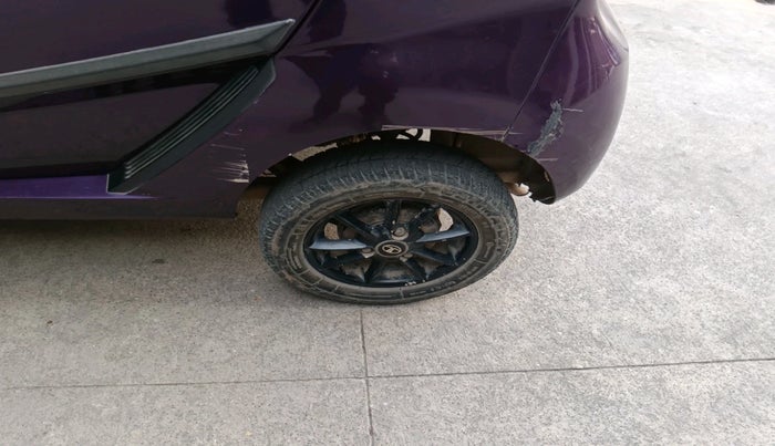 2015 Tata Nano TWIST XTA, Petrol, Automatic, 25,045 km, tyre