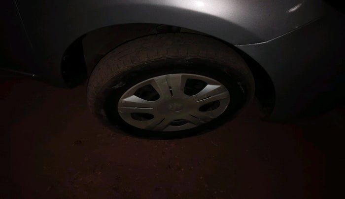 2013 Renault Pulse RXL PETROL, Petrol, Manual, 1,45,868 km, tyre