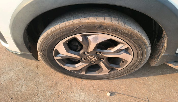 2016 Honda BR-V 1.5L I-VTEC V CVT, Petrol, Automatic, 1,06,417 km, tyre